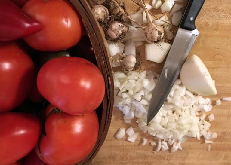 tomatoes, onions, garlic, mushrooms