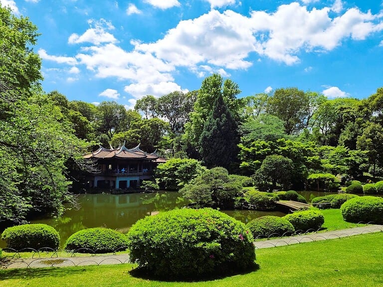 Serene Garden Landscape with Traditional Architecture