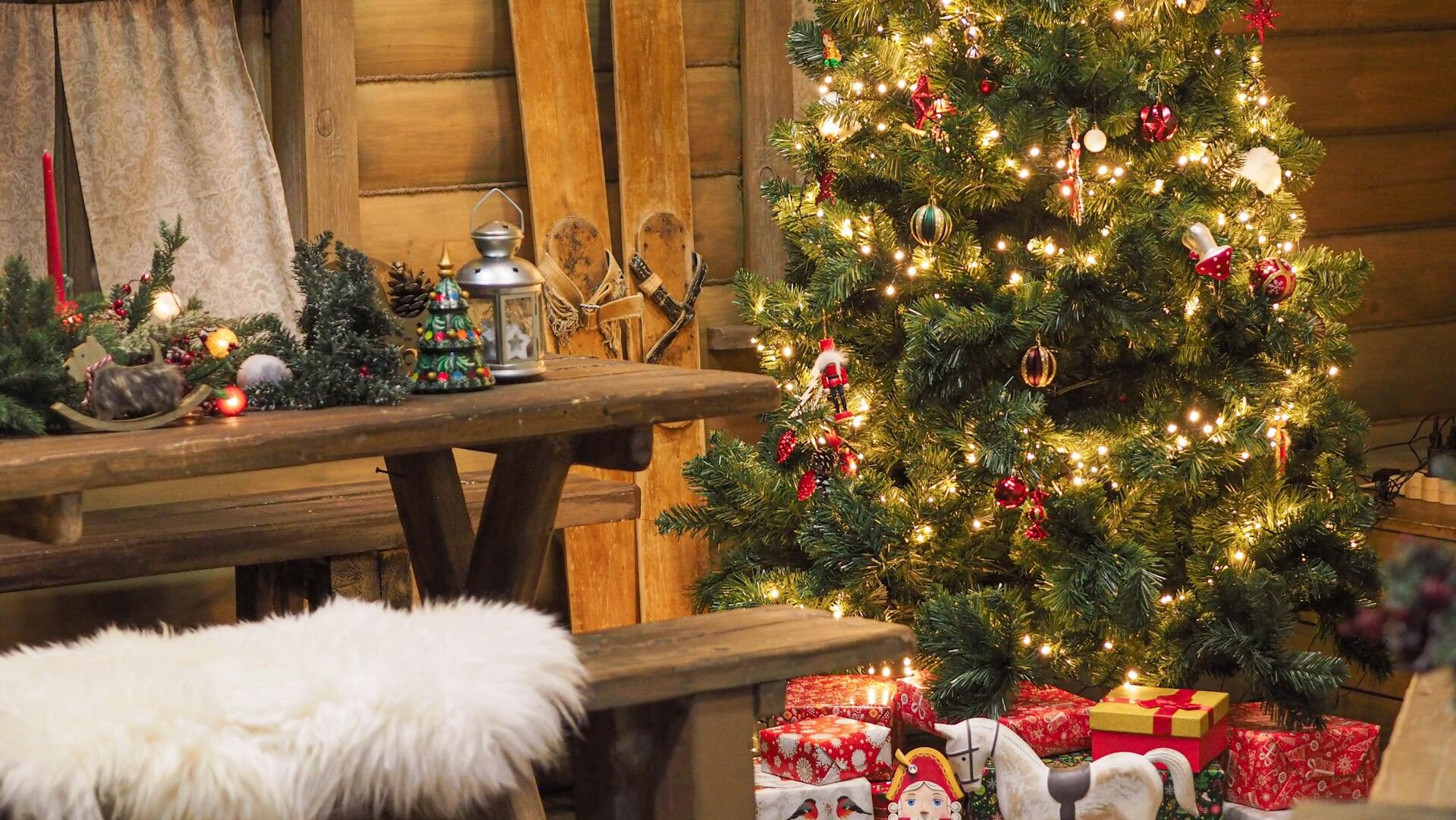 Excessive seasonal decorations