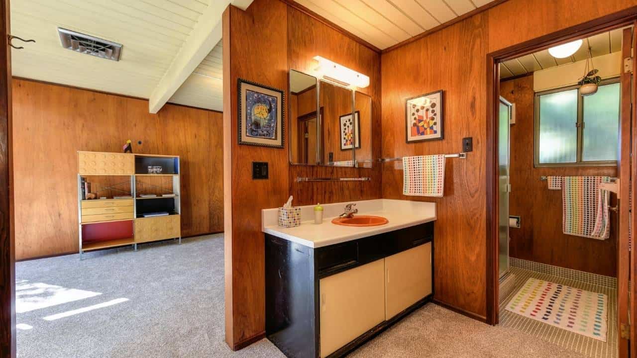 Wall-to-Wall Bathroom Carpeting