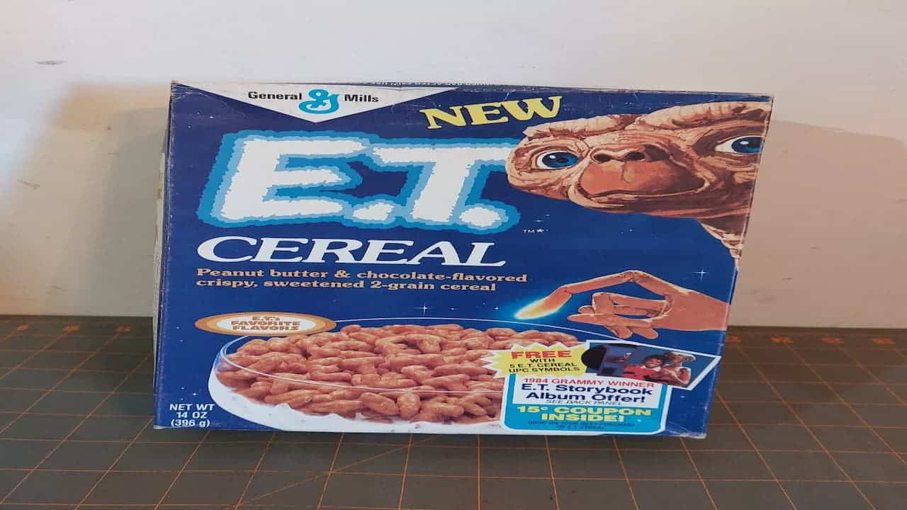 Vintage E.T. cereal box by General Mills featuring peanut butter and chocolate flavored cereal with movie tie-in