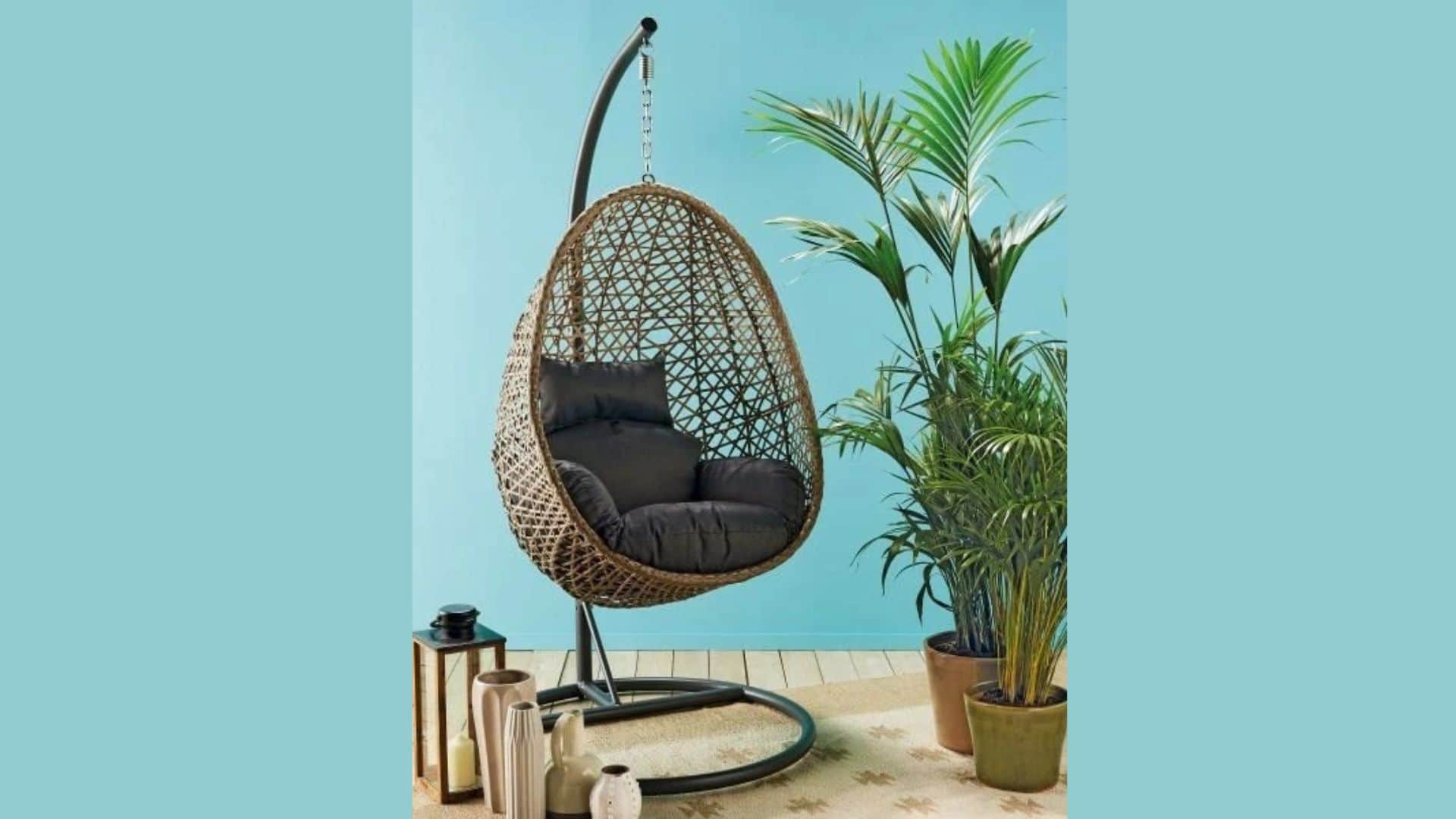 Gardenline Wicker Hanging Chair