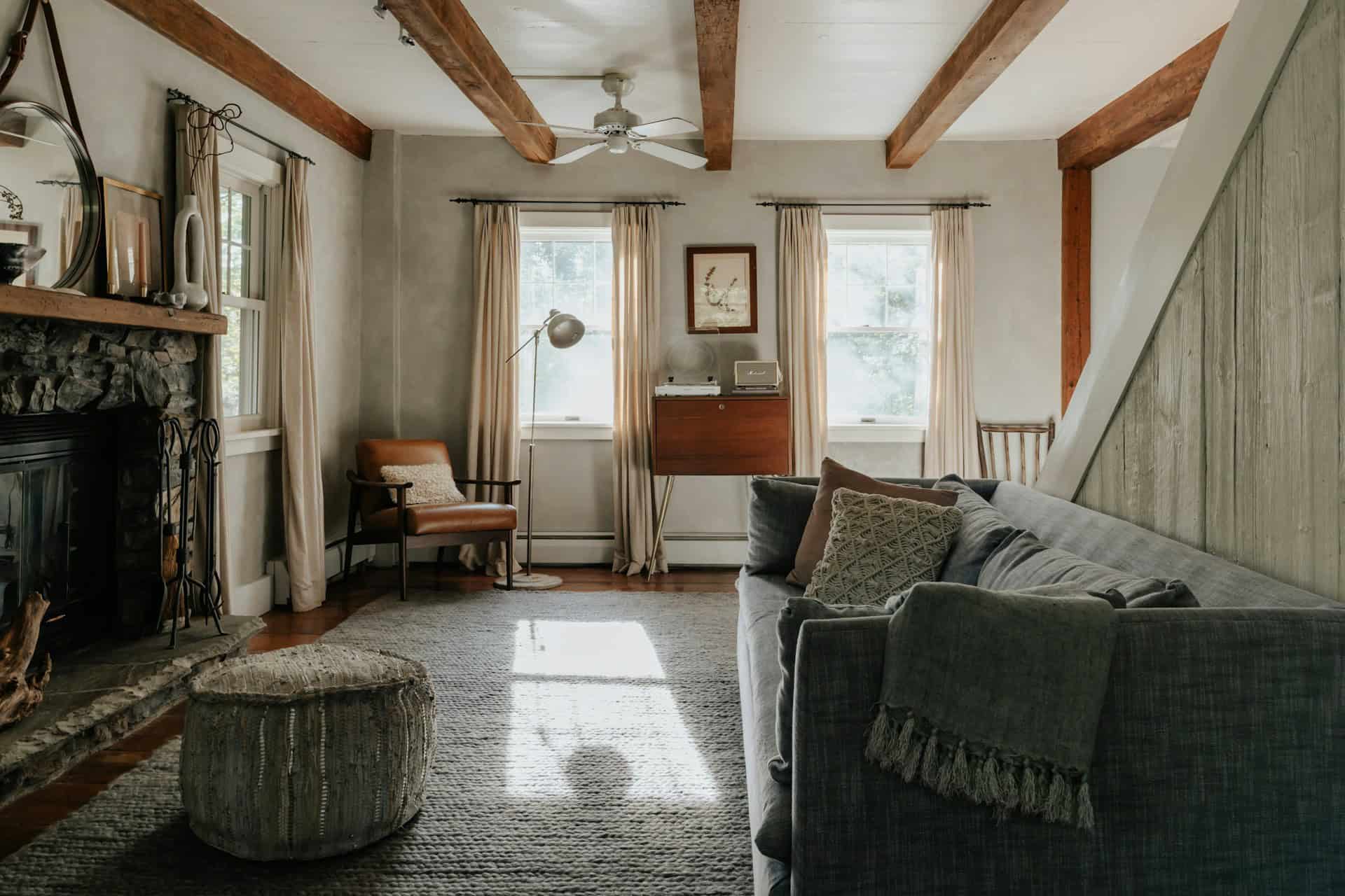 A rustic decor room design 